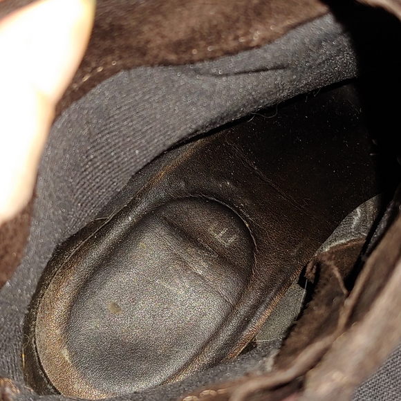 VANE Suede Booties with Tassle - Picture 5 of 6